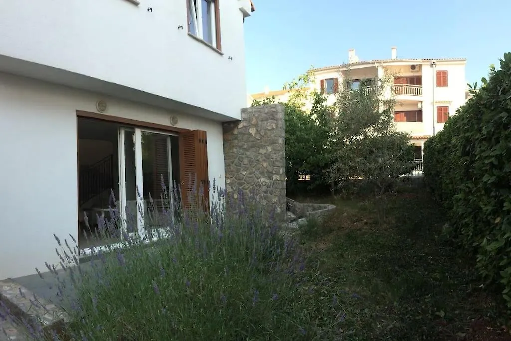 House Lavanda Njivice 0*,  Chorvatsko